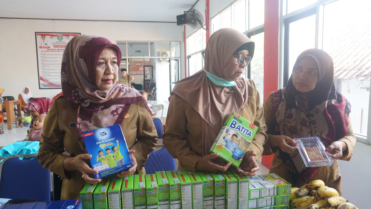 Bobot Anak Bertambah, Orang Tua Balita Penerima PMT di Kecamatan Tukdana Gembira