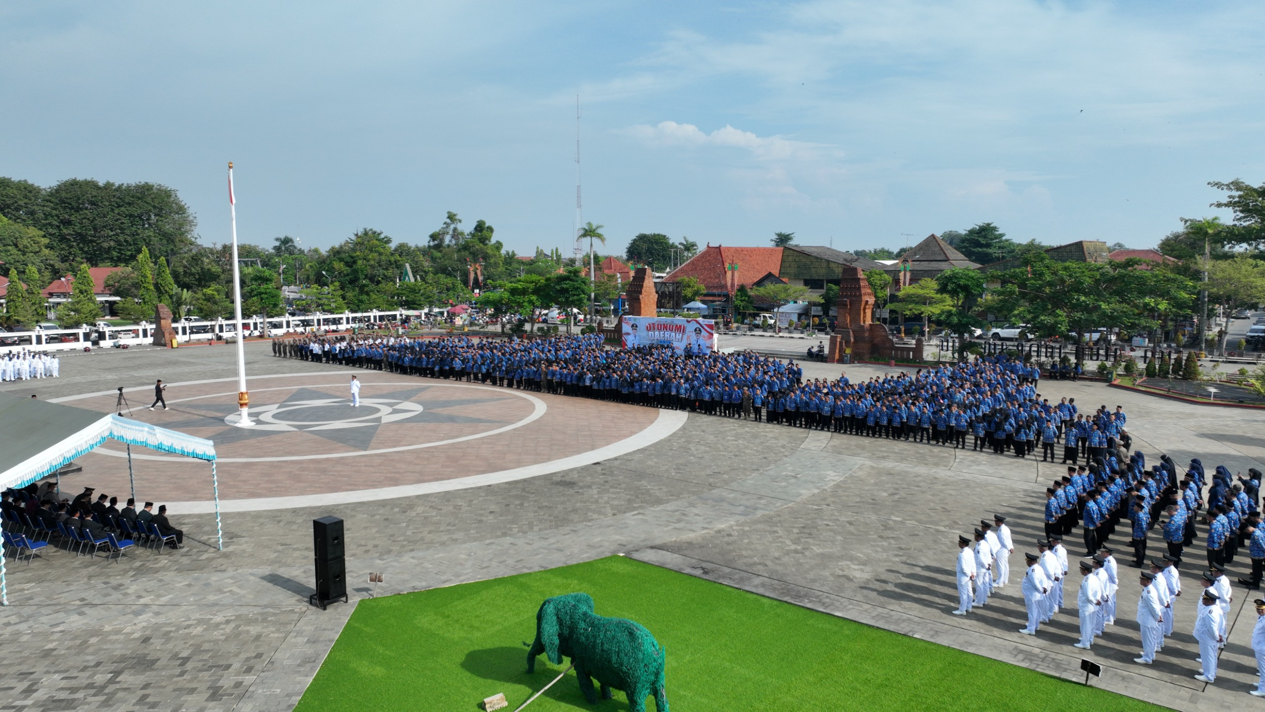 Peringatan Hari Otonomi Daerah XXIX Tingkat Kabupaten Indramayu, Tekankan Sinergi Pusat-Daerah