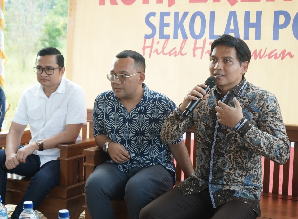 Lucky Hakim Jadi Narasumber Sekolah Politik, Bahas Strategi Penguatan Ekonomi Berkelanjutan