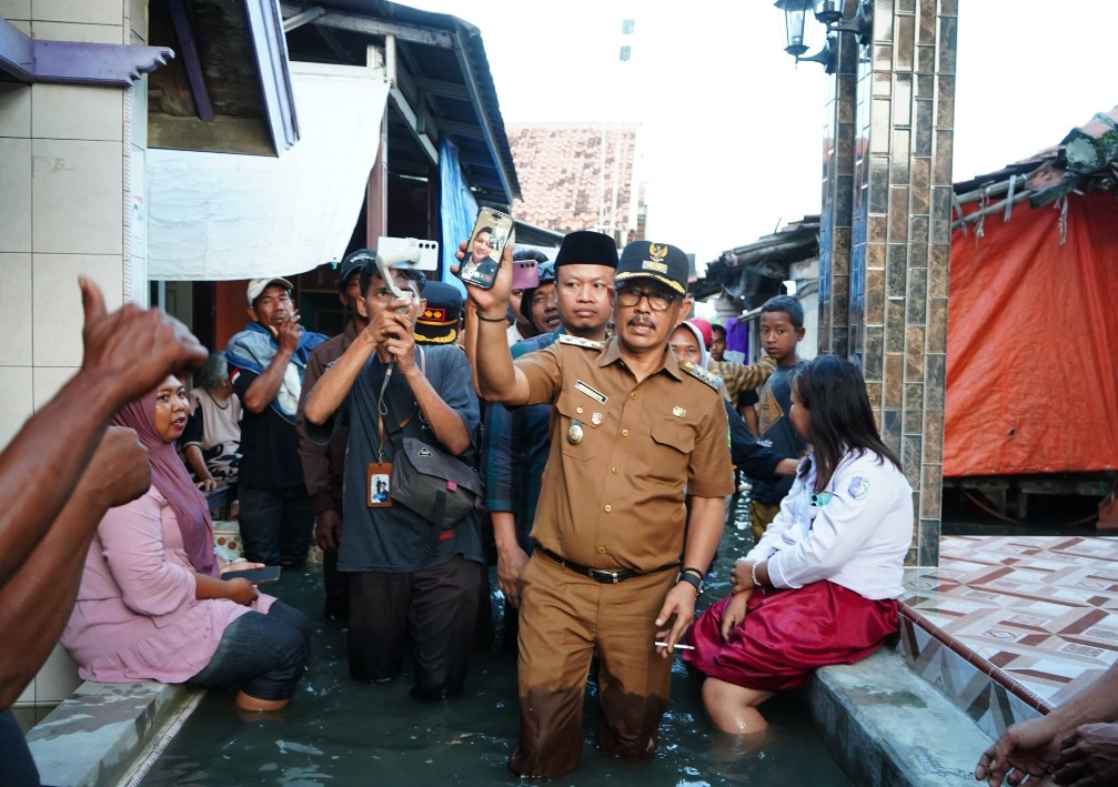 Pemkab Indramayu Gandeng Pusat dan Provinsi Tangani Banjir Rob Eretan Wetan