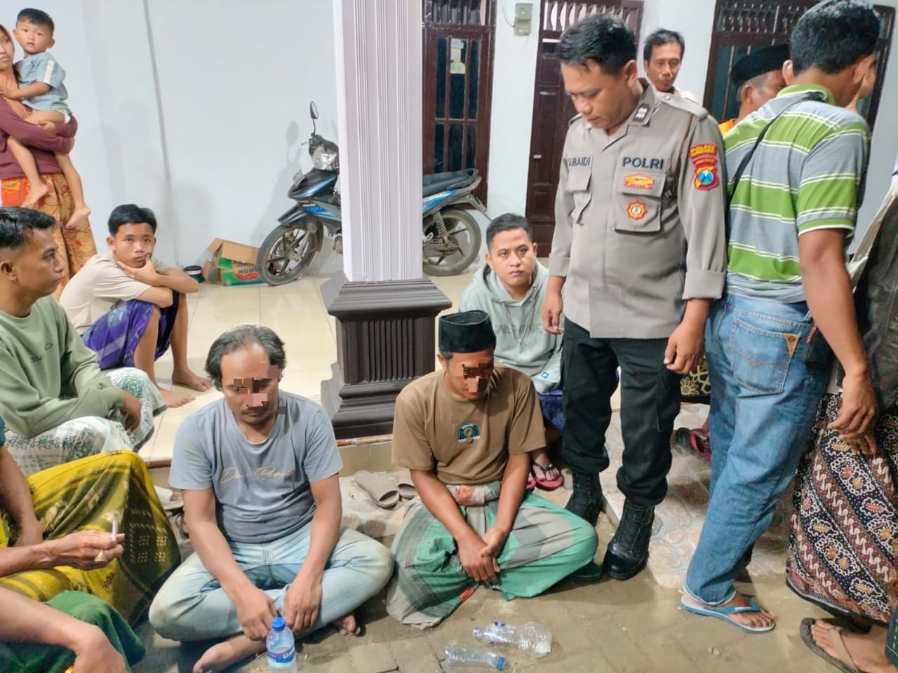 Warga Klampar Tangkap 2 Pelaku Pencurian. 2 Lainnya Melarikan Diri