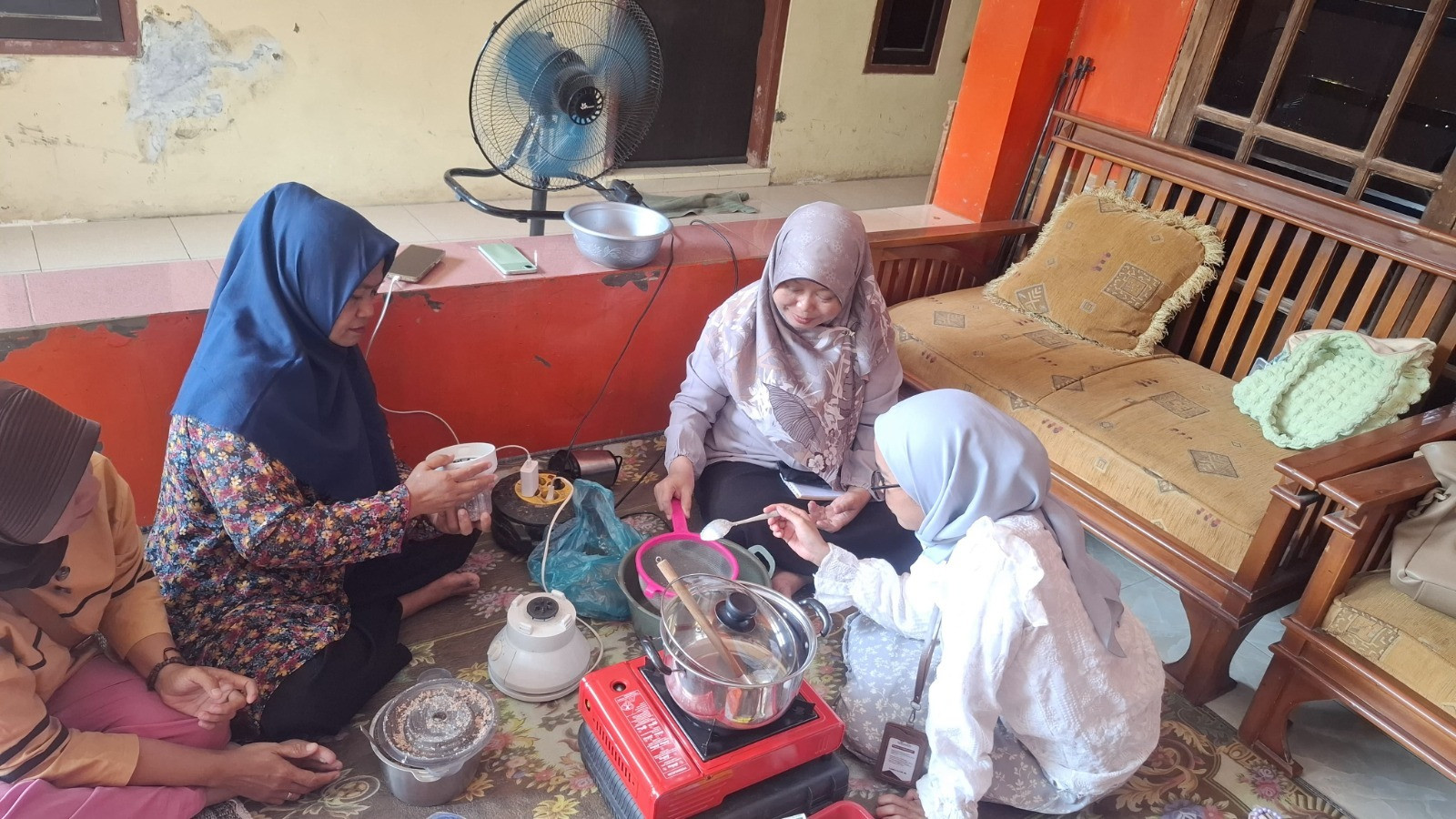 Dapat Cuan dari Minyak Jelantah, Warga Indramayu Diajak Kelola Limbah Jadi Uang