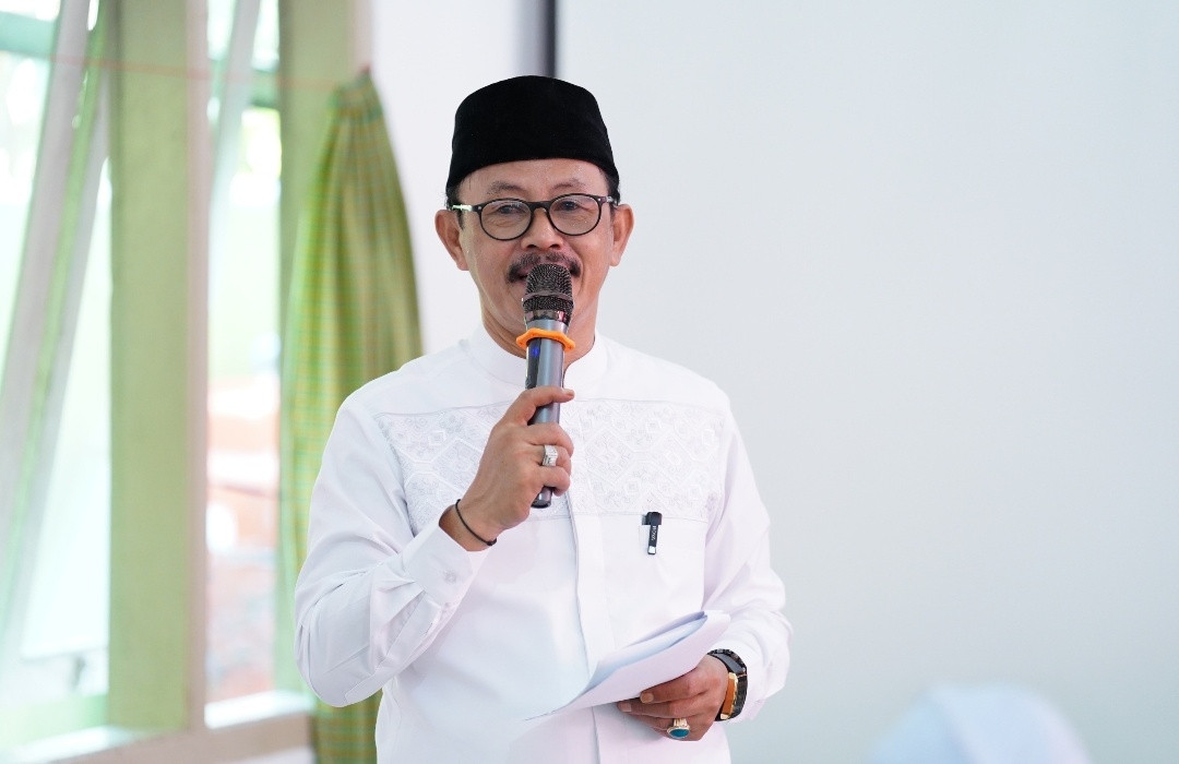 Pererat Silaturahmi, Wabup Syaefudin hadiri Penyaluran Paket Sembako di Desa Babadan