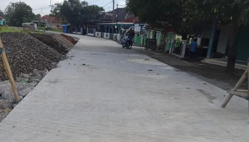 Rekonstruksi Ruas Jalan Sukaperna–Rancajawat Mulai Dikerjakan