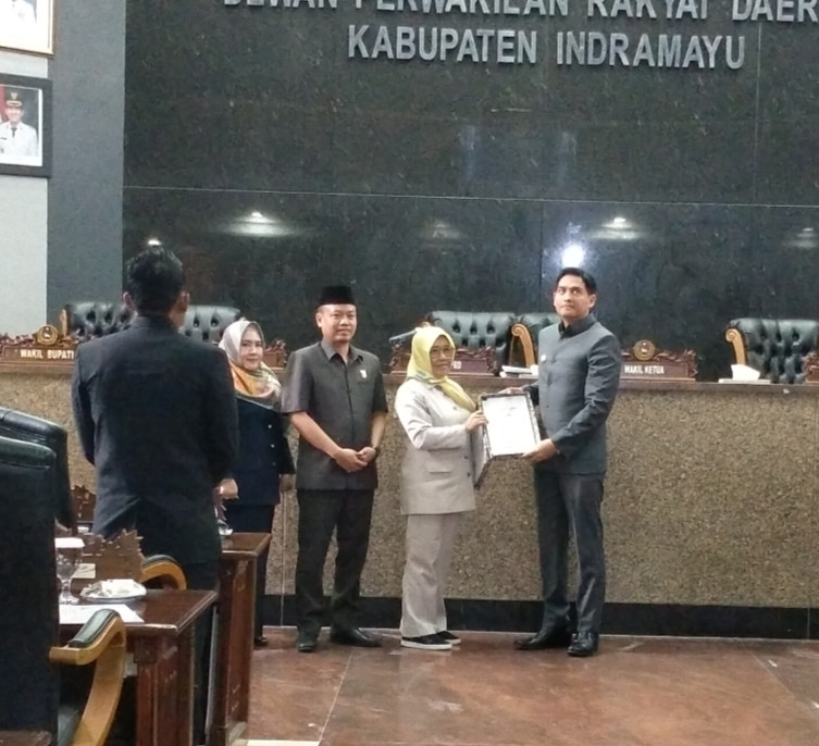Rapat Paripurna Jawaban DPRD tentang Rekomendasi LKPJ Bupati Tahun Anggaran 2025