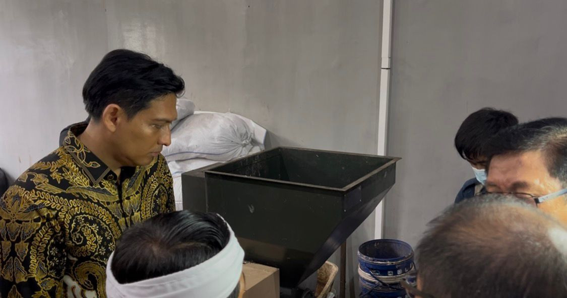 Perkuat Sinergi Pengelolaan Sampah, Bupati Indramayu Hadiri Rakor Khusus di Bale Pakuan