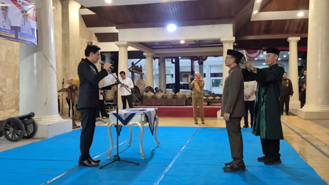 Bupati Lucky Hakim Lantik Aan Hendrajana sebagai Pj. Sekda Indramayu bersama 159 Pejabat Administrasi dan Fungsional