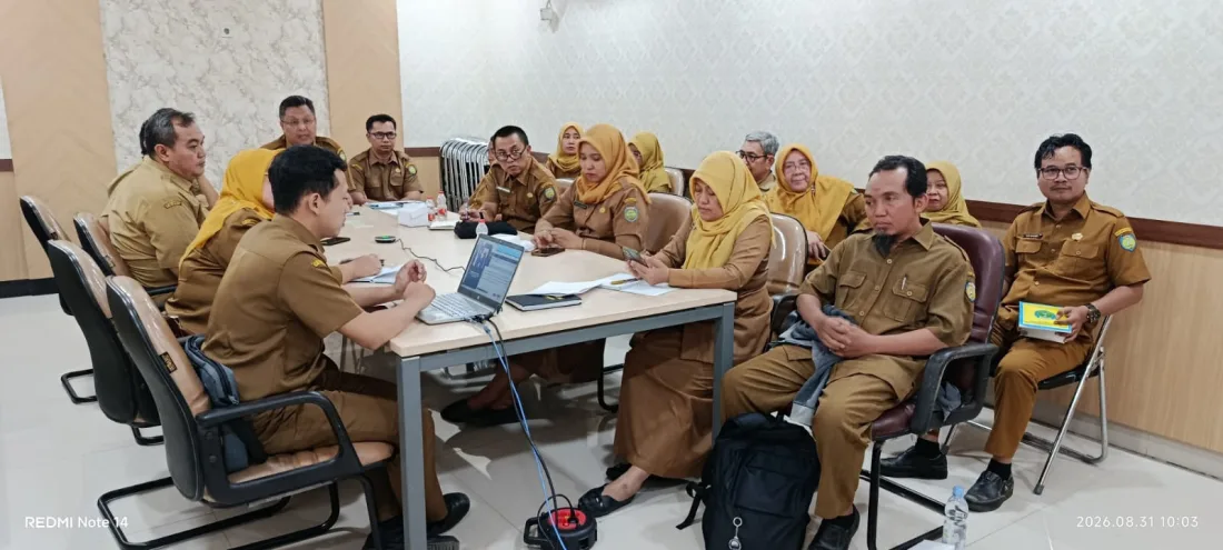 Pemkab Indramayu Bahas Draf Perbup Program Indramayu Kuliah Wujudkan 1 Desa 1 Sarjana