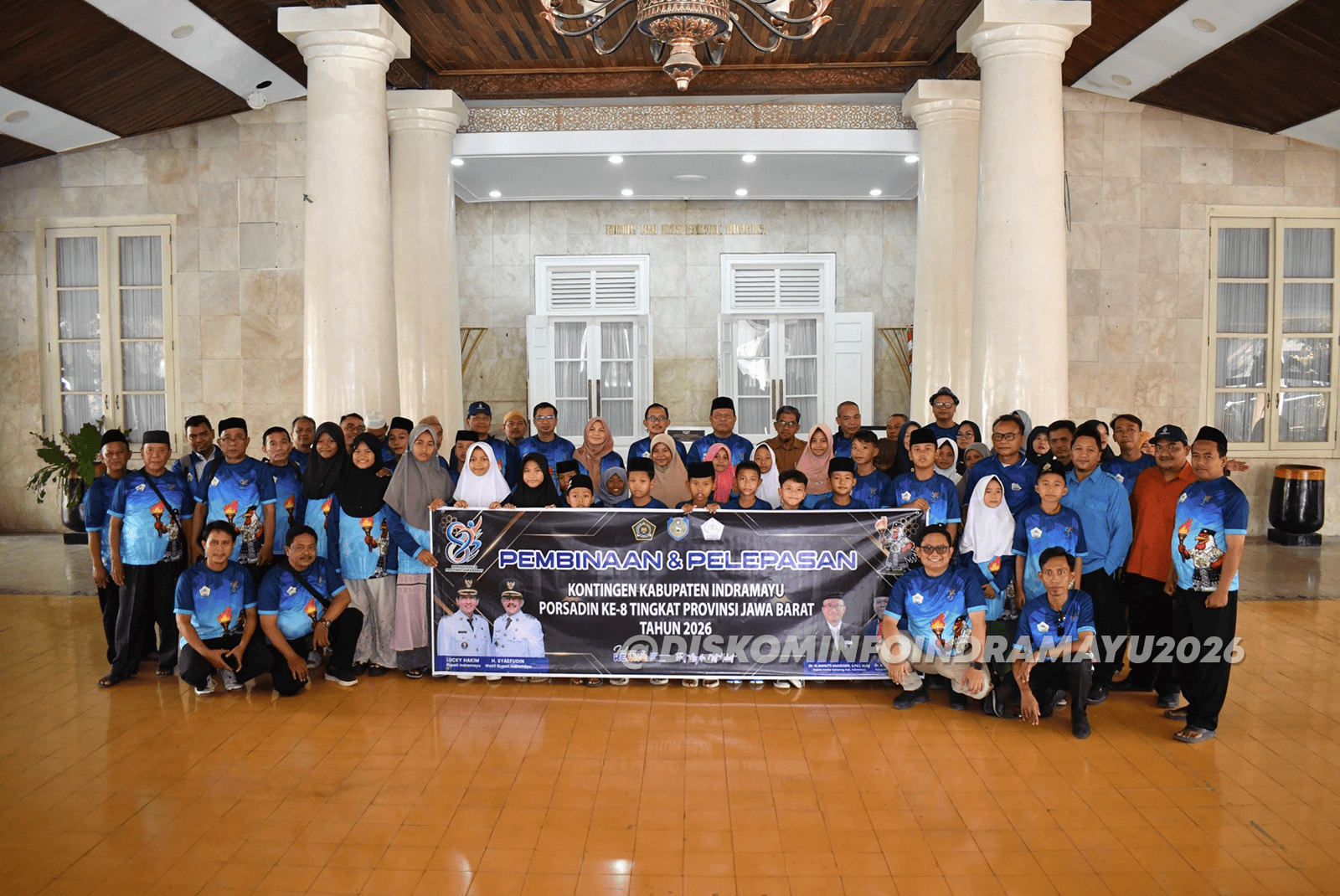Pj. Sekda Aan Lepas 150 Kontingen PORSADIN Indramayu, Bawa Semangat REANG untuk Raih Prestasi di Jabar